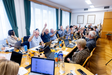 PIVKA SEJA OBČINSKEGA SVETA 8.10.2026 - Valter Leban-3885
